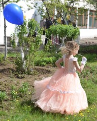 Girl with ballon