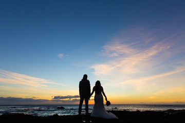 Newlywed Silhouette Sunset in Hawaii