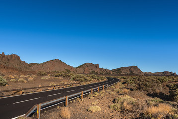 Landschaft am Teide in Teneriffa - Traumhafte Wüstenlandschaft auf einem Vulkan