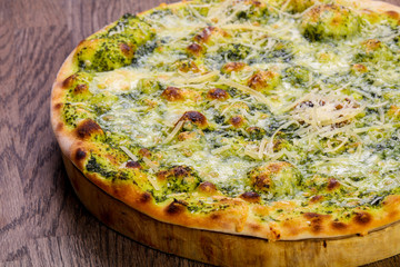 Pizza with pesto