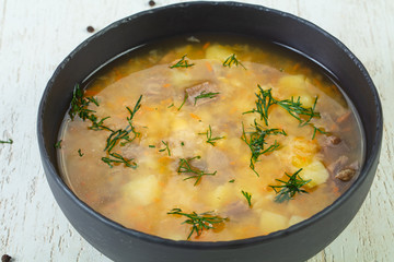 Pea soup with beef
