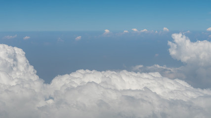 Fototapeta na wymiar Super big clouds and sky in nature