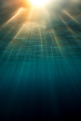 underwater light rays