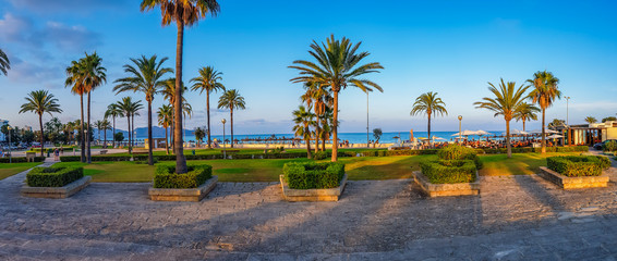 Sunset and sunrise in Cala Millor