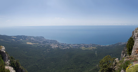 Fototapeta na wymiar View of the Black Sea from Mount Ai-Petri