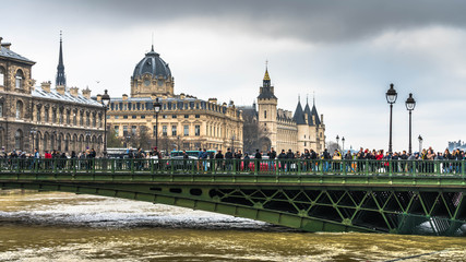 Inondations lors de la crue de la Seine en 2017