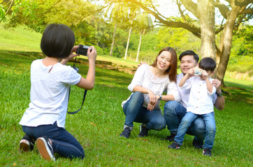 Fototapeta premium Asian family
