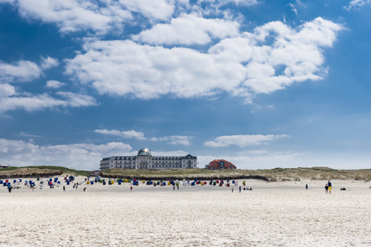 Juist - Duenen und Strand