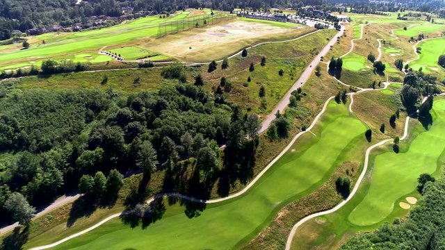Bellevue WA golf course across the road