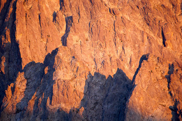 Couché de soleil sur une montagne
