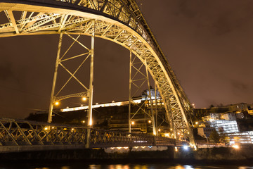 Fototapeta premium The Dom Luis I Bridge at night, Porto, Portugal
