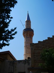 Fototapeta na wymiar Minaret de Limassol