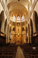 Fototapeta na wymiar Nef de la cathédrale Saint Etienne à Toulouse, Haute Garonne