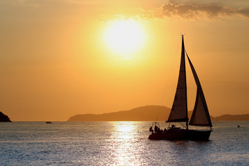 Fototapeta na wymiar Sailboat sailing