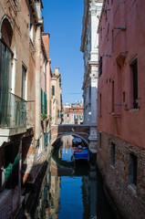 Fototapeta na wymiar Canal in Venice, Italy.