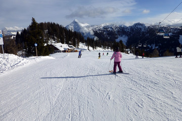Skifahrer im Skigebiet Zauchensee