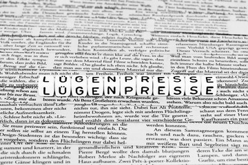 Obraz premium Leżąca prasa