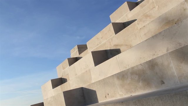 Tyne Cot Memorial :  Flanders Fields ' largest british cemetery 