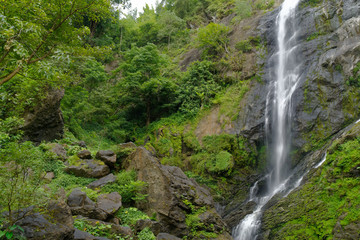 Fototapeta na wymiar water falls in thailand