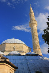 Fototapeta na wymiar Meczet Koski Mehmed Pasha w Mostarze (Bośnia i Hercegowina).