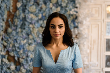 Fototapeta premium woman in beautifull dress posing in studio