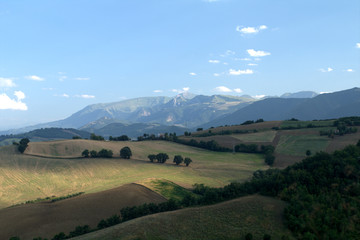 Obraz premium hill,panorama,italy,mountain,landscape,view,sky,nature,agriculture