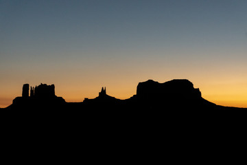 Obraz premium monument valley silhouette 