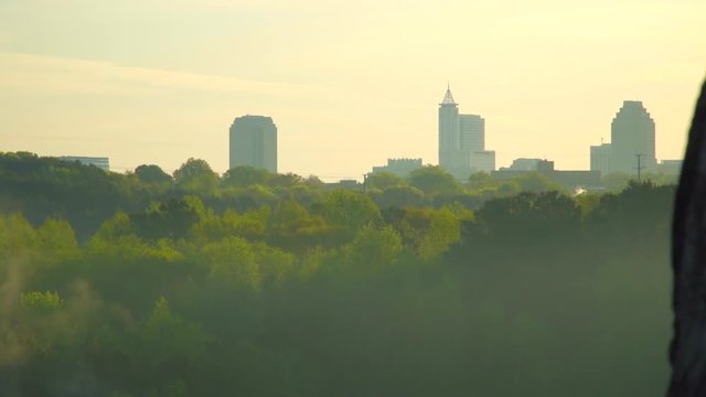 Raleigh skyline slider shot, closer angle.