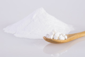 Stevia leaf extract powder - Stevia rebaudiana