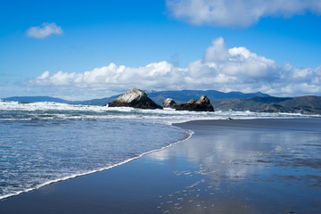 View in Ocean Beach, San Francisco. Stones, beach.
