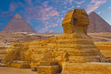 View of the sphinx Egypt, the giza plateau in the sahara desert