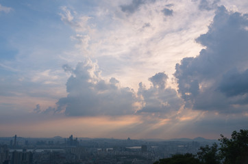 Naklejka na ściany i meble Seoul after rain at sunset