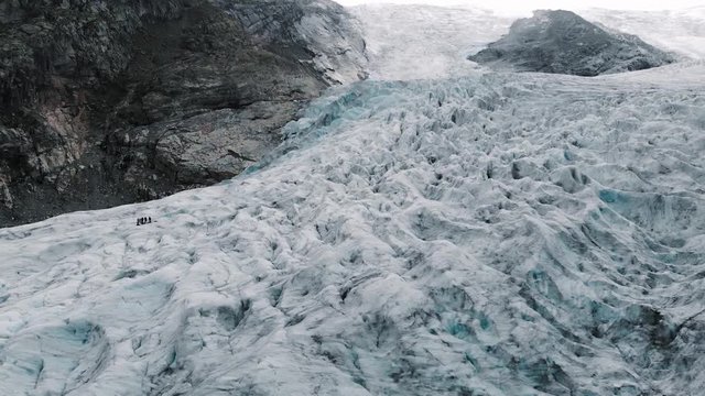 Jostedalsbreen/Nigardsbreen glacier, Norway. Filmed with DJI Mavic Air. The video is from the middle of the glacier towards the top, panning from right to left.