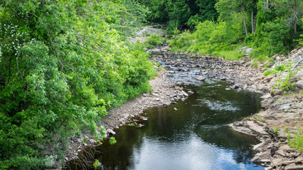 Obraz premium Small stream in Suncook, New Hampshire