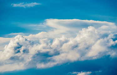 Obraz premium big white clouds in a blue sky