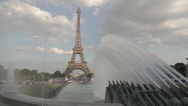 Slow motion of the Eiffel Tower
