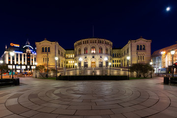 Fototapeta na wymiar night view of the Norwegian parliament, Oslo, Norway