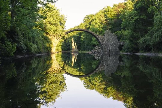 Rakotzbr&uuml;cke Kromlaupark Zeitraffer