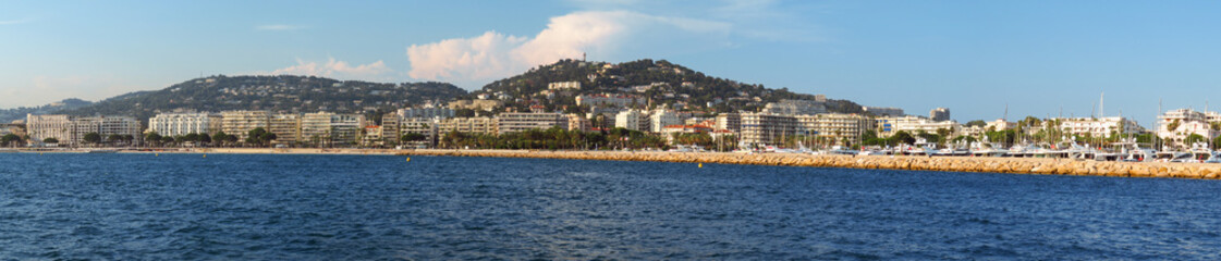 Fototapeta na wymiar Cannes - Panoramic view