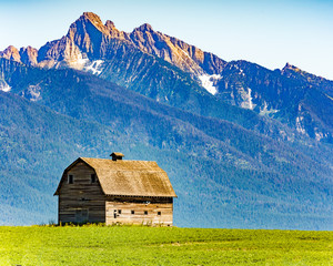 Frontier Barn © James