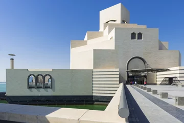 Fotobehang Museum der Islamischen Kunst in Doha, Katar © franzeldr