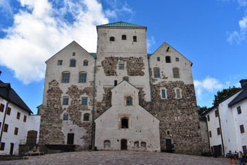 Fototapeta na wymiar Turku Castle's facade and its courtyard