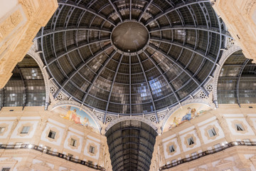Obraz premium Galleria Vittorio and Duomo Di Milano illuminated at night from Milan Italy