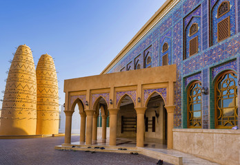 Die Katara Moschee im Kulturellen Zentrum von Doha, Katar - obrazy, fototapety, plakaty