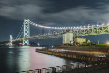 兵庫　明石海峡大橋の夜景 