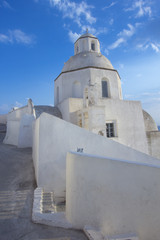 Chiesa nella città di Fira Santorini in Grecia