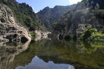 Obraz premium Piscina Arredelusu sul Flumendosa