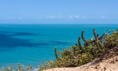 Fototapeta premium Jericoacoara Beach, View Praia da Malhada -ROUTE HOLED STONE