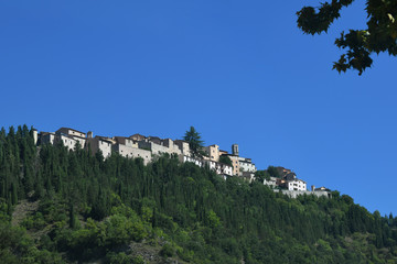 Naklejka premium Medieval Village in the Italian Apennine Mountains