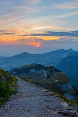 Sonnenaufgang im Alpsteingebirge © Oliver Hlavaty
